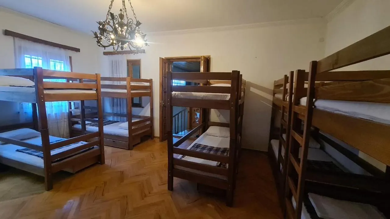Hostel Business House Tbilisi